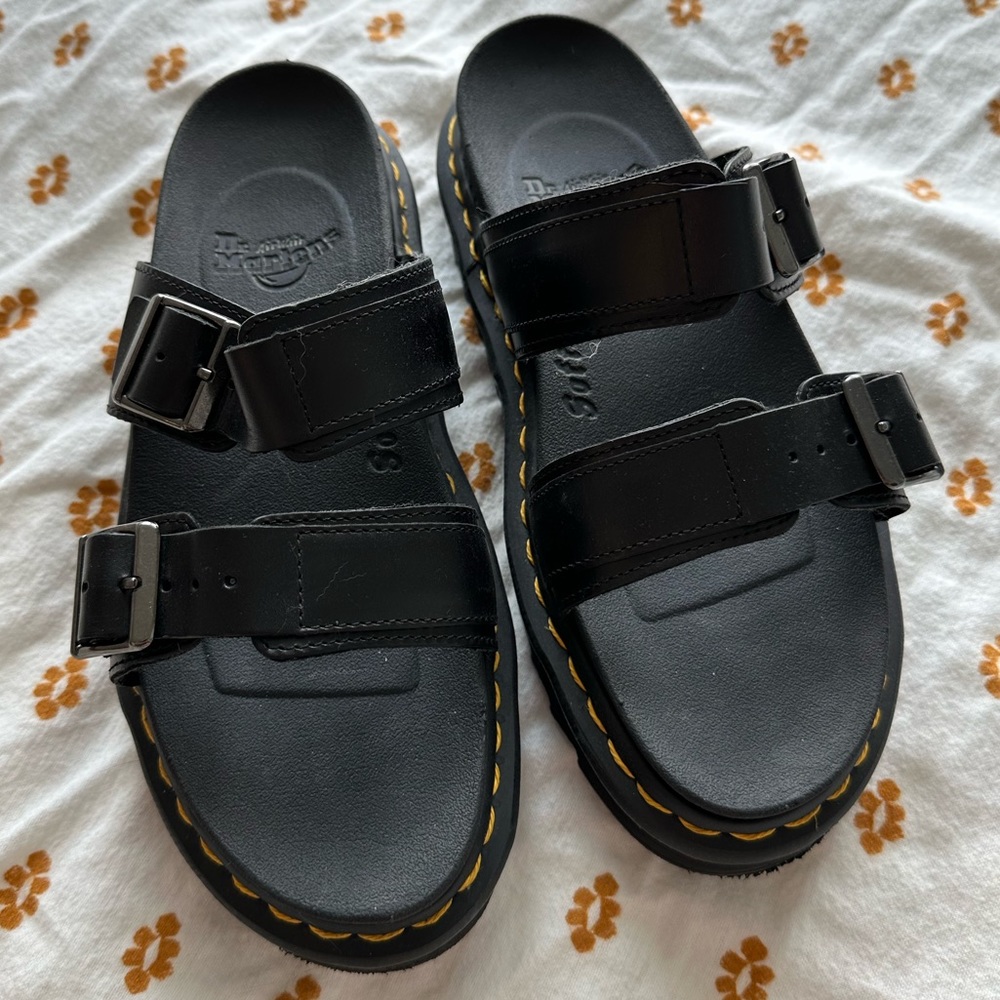 Dr. Marten buckle sandal!